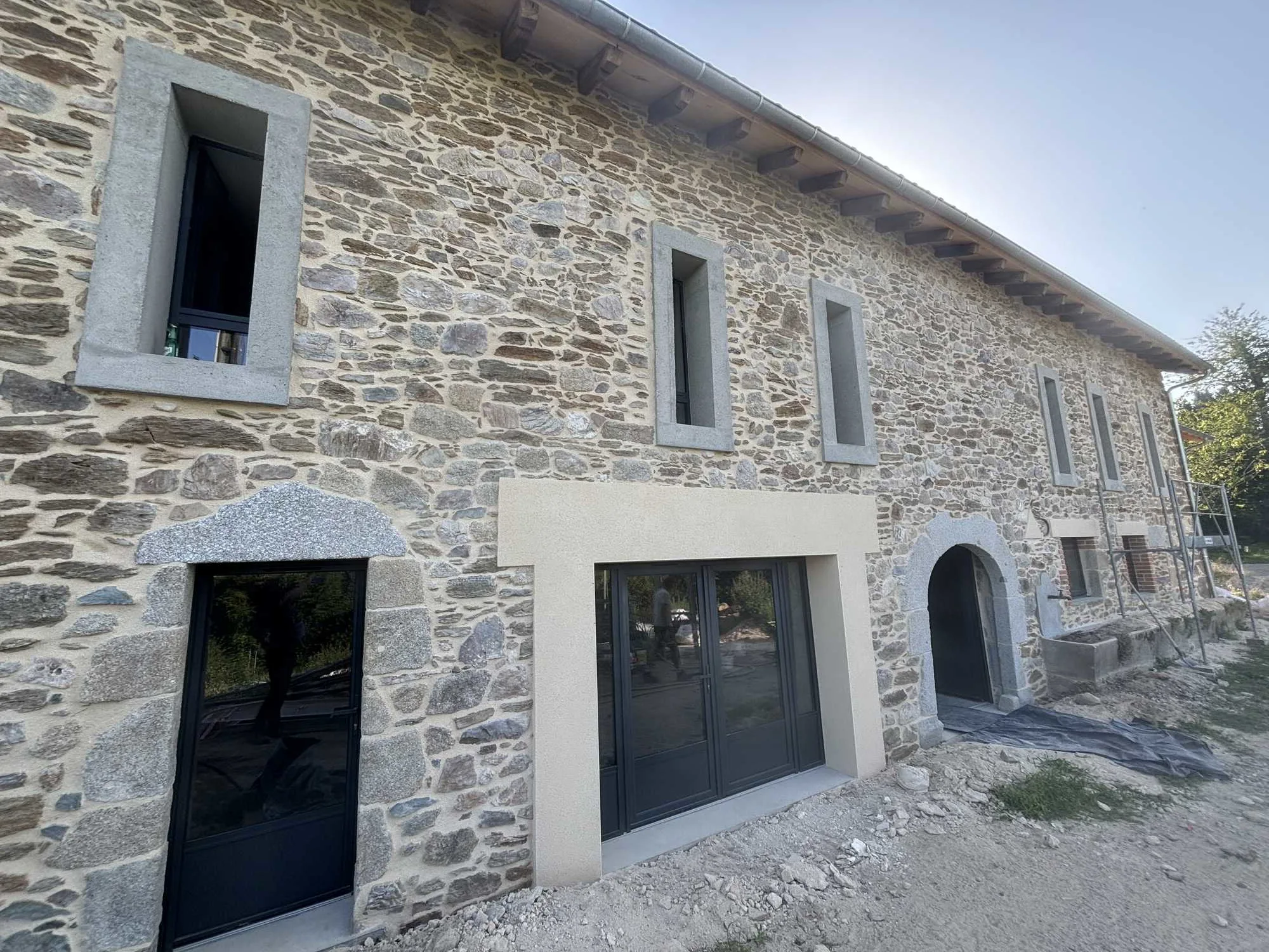 Travaux de rénovation intérieure et extérieure à La Rochelle